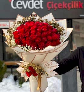 51 Adet Kırmızı Gül Buketi